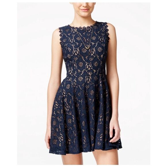 CITY STUDIO Blue Lace Floral Pattern Dress - Picture 1 of 15
